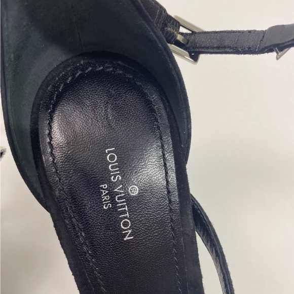 Limited edition Louis Vuitton crystal sandals - Picture 11 of 12